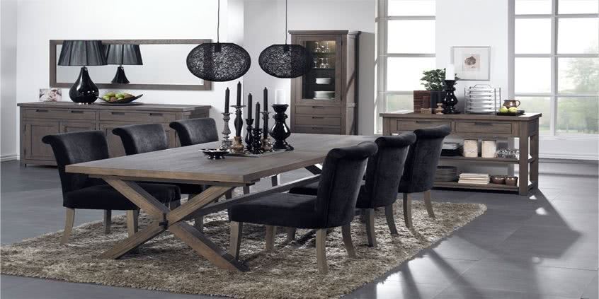 Krzesło tapicerowane – wygoda i elegancja w Twojej jadalni