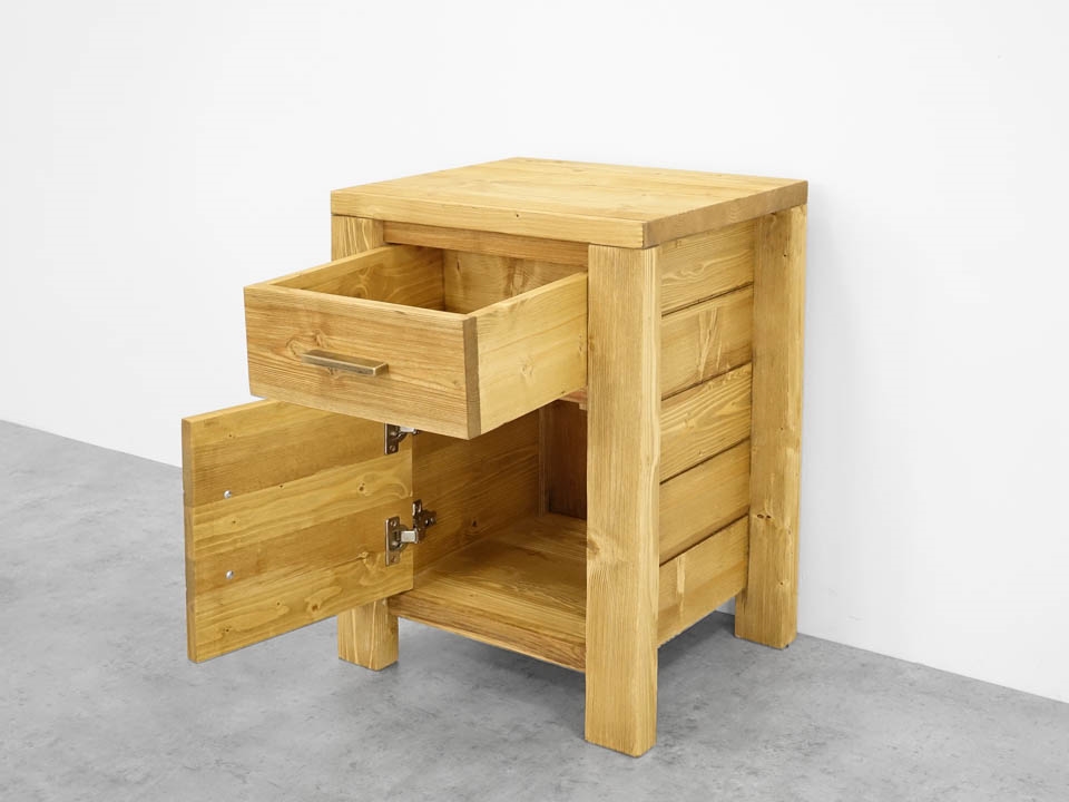 rustykalna szafka nocna