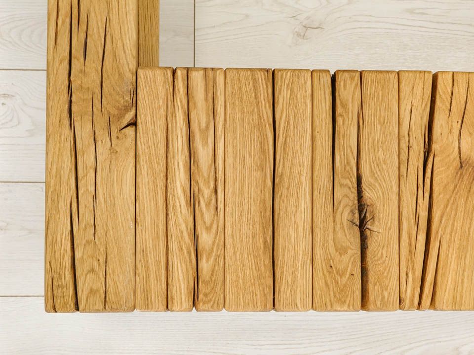 dębowe łóżko do sypialni