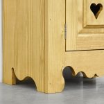 rustykalna szafka nocna z ludowym motywem