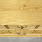 drewniana komoda do jadalni góralska