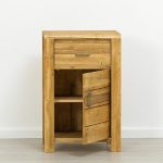 drewniana komoda do salonu rustykalna