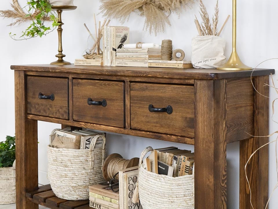 drewniana konsola do przedpokoju