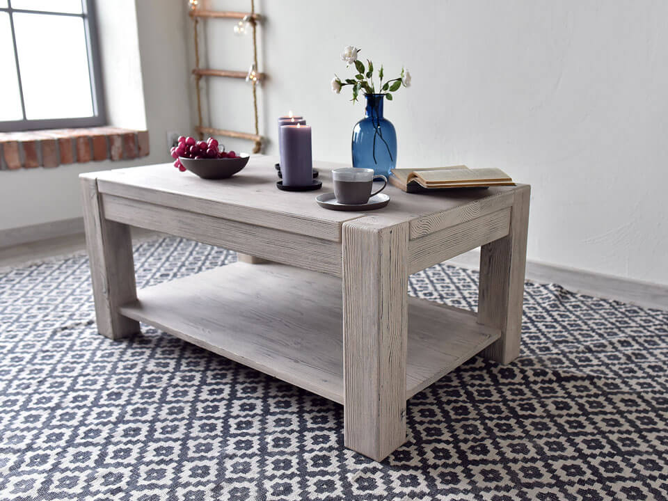 ława z litego drewna