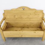 drewniana ławka świerkowa