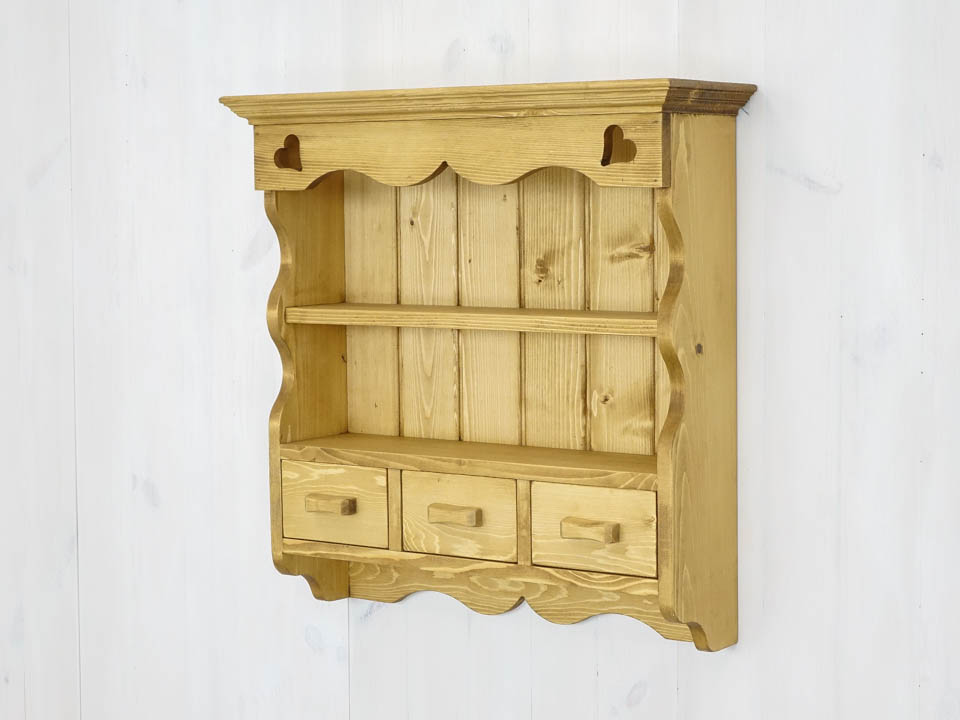 drewniana półka do pokoju