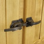 drewniane komody do sypialni