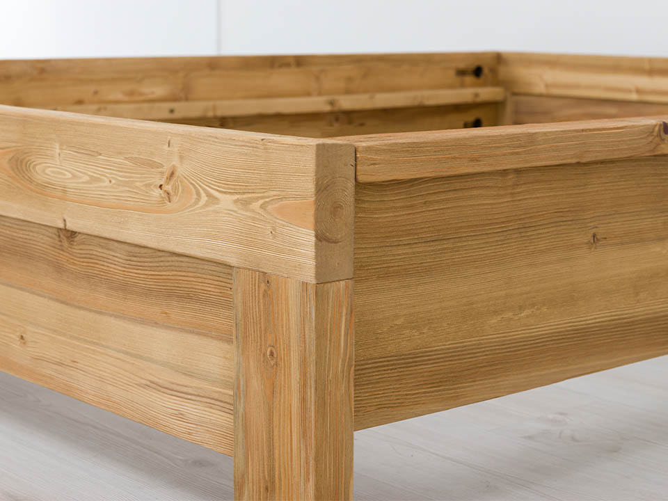 drewniane łóżka do sypialni