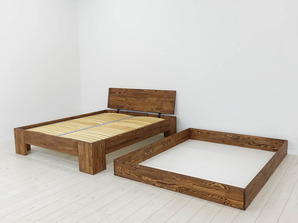 drewniane łóżko sosnowe do sypialni z pojemnikiem