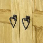 drewniane szafy do sypialni