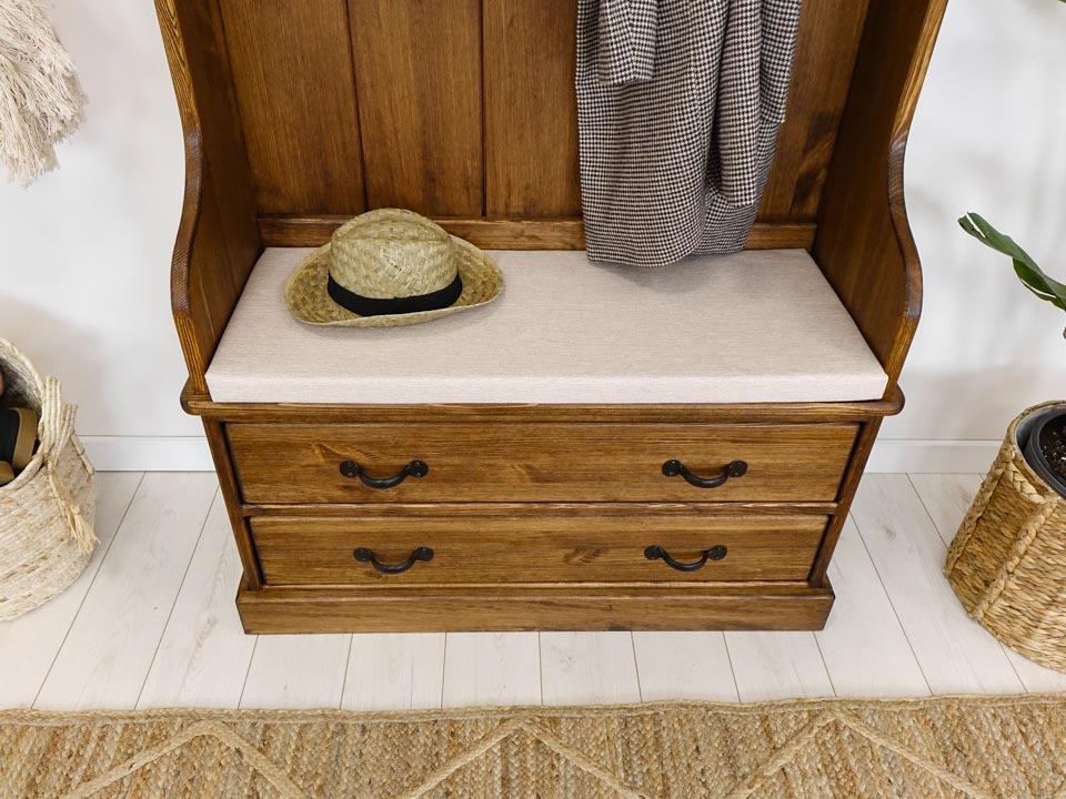 garderoba z drewna do przedpokoju