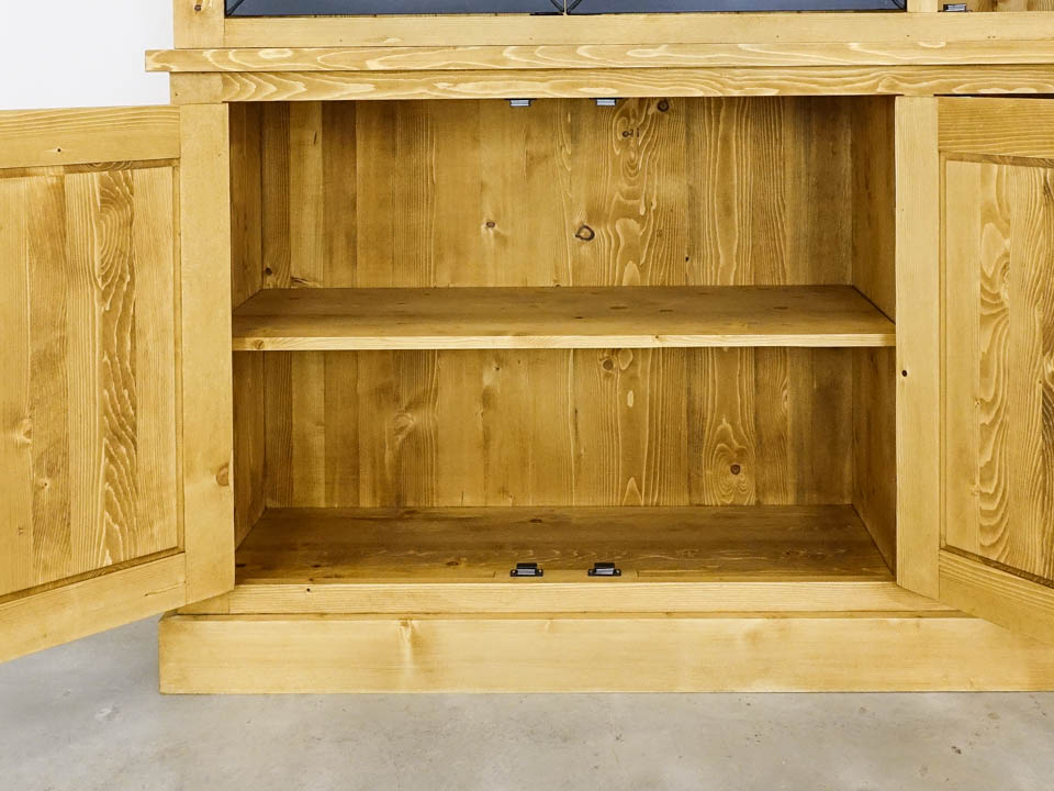 industrialna witryna drewniana do salonu