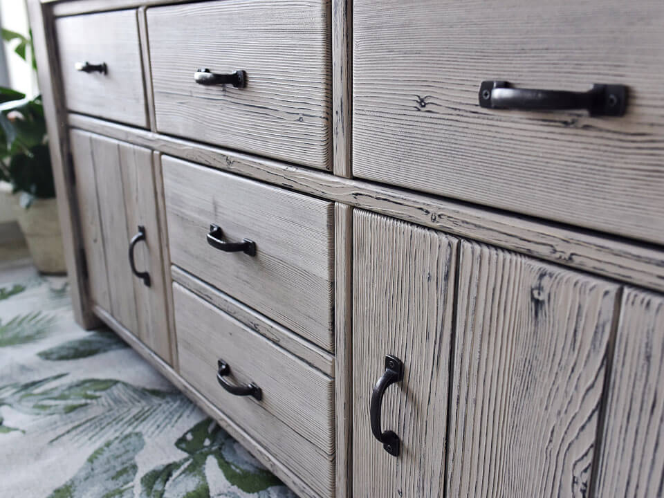 komoda z litego drewna