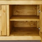 komoda drewniana do salonu