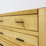 komoda drewniana do salonu