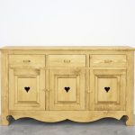 komoda drewniana do salonu