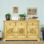 komoda drewniana do salonu góralska z szufladami