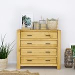 komoda drewniana świerkowa do salonu z szufladami