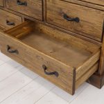 komoda z drewna