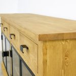komoda z drewna industrialna