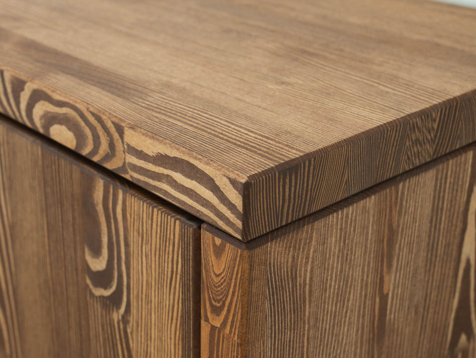 komoda z drewna sosnowego