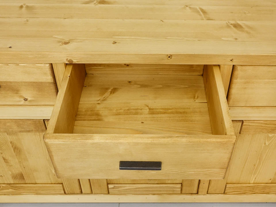 komoda z litego drewna