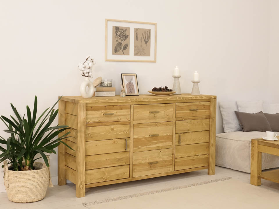 komoda z litego drewna do salonu rustykalna