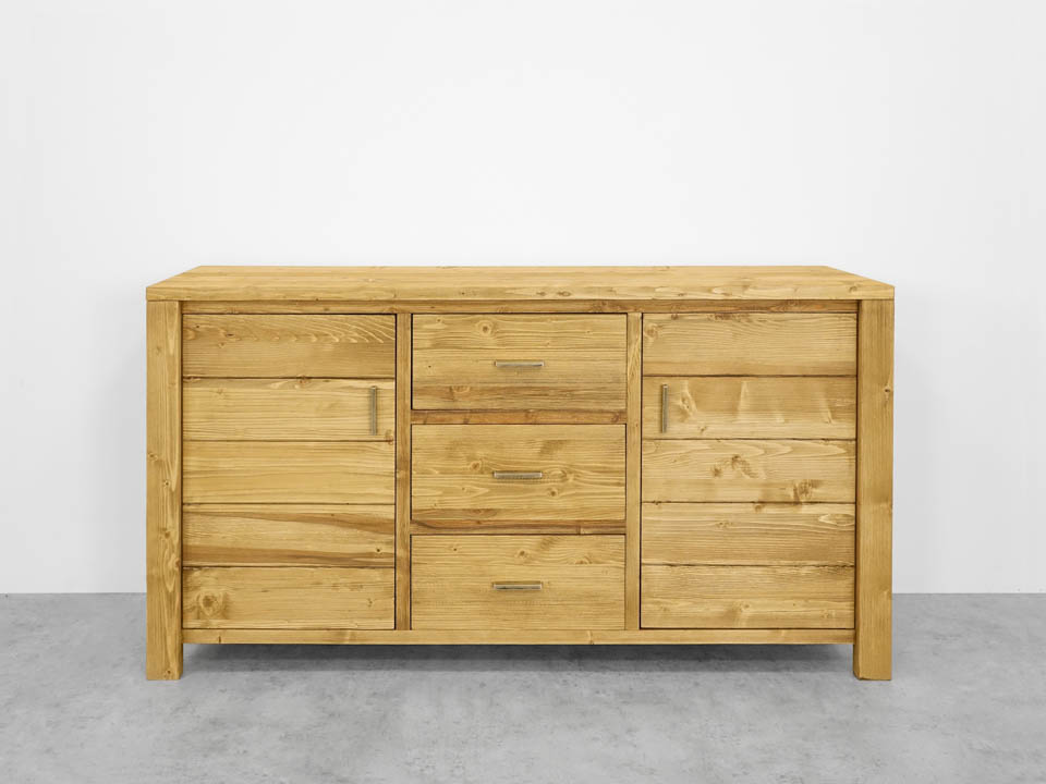 komody z drewna do salonu