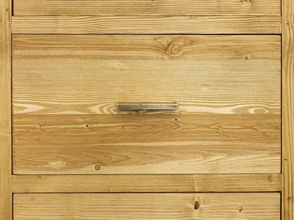 komody z litego drewna