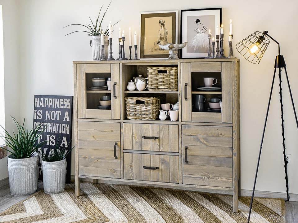 kredens drewniany w stylu boho