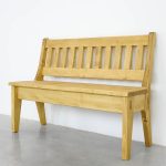 ławka z drewna świerkowego