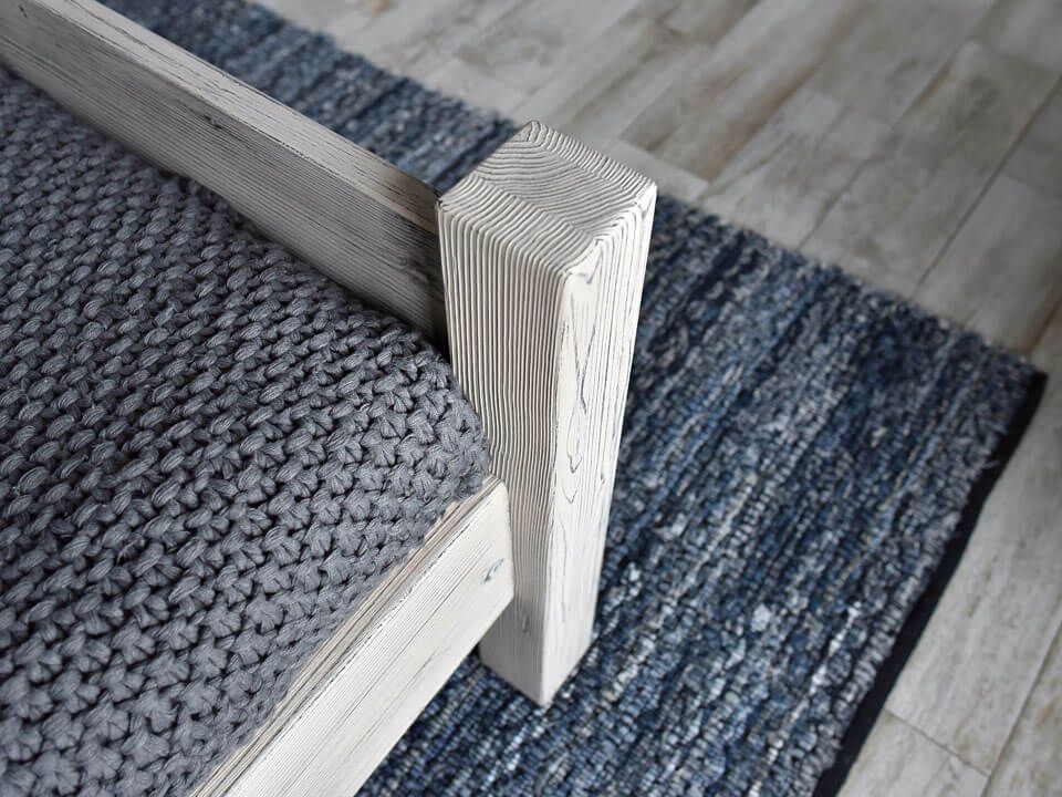 łóżko drewniane 26 seart