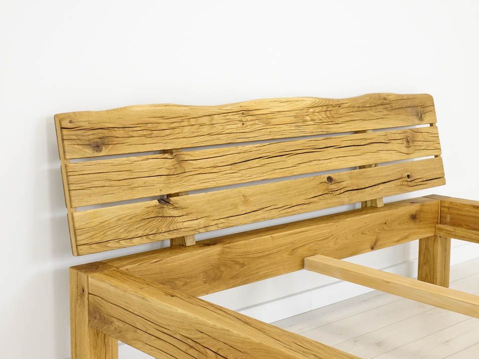 łóżko drewniane nowoczesne