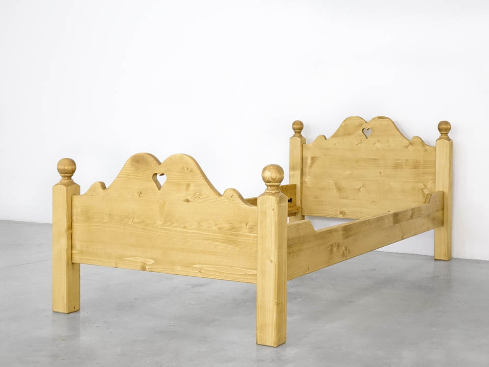 łóżko drewniane świerkowe 90x200