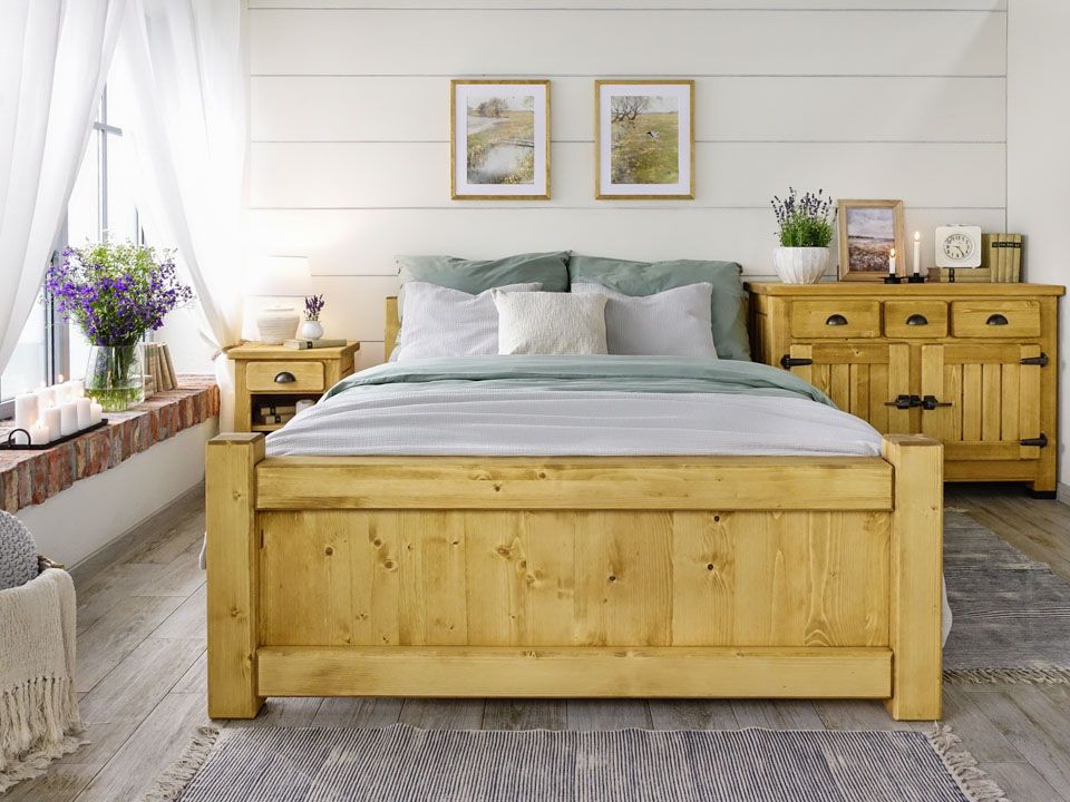 łóżko z litego drewna rustykalne