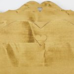 łóżko z litego drewna świerkowego