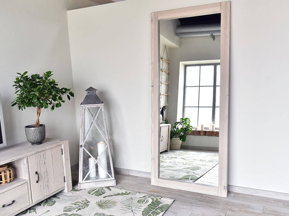 Rustykalne masywne lustro 