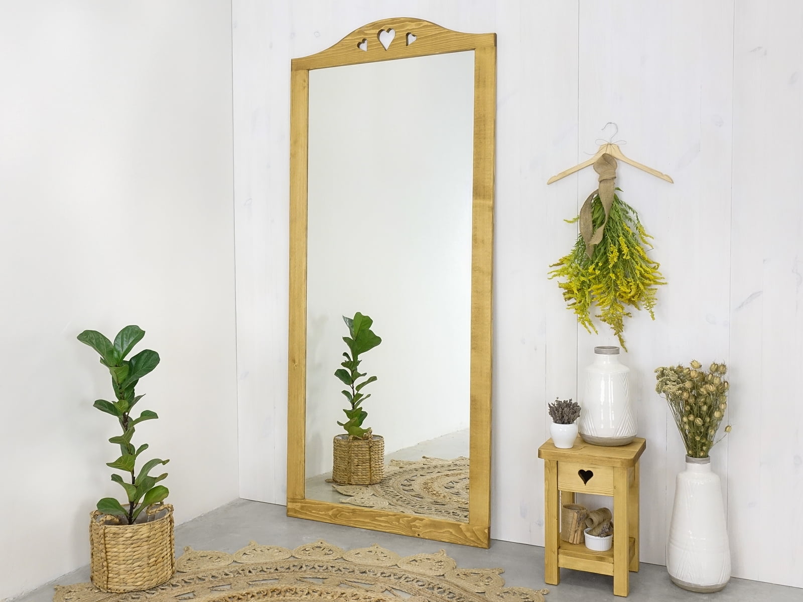 lustro w ramie drewnianej świerkowej góralskie do sypialni