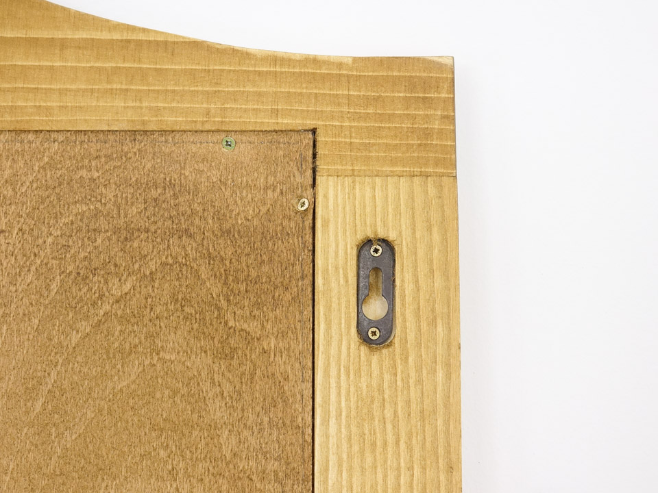 lustro w ramie z drewna do przedpokoju wiszące