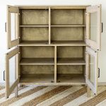 masywna prosta witryna