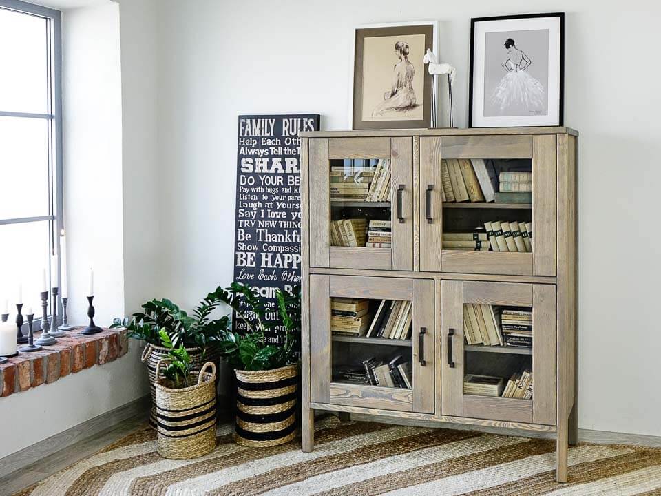 mebel z litego drewna sosnowego