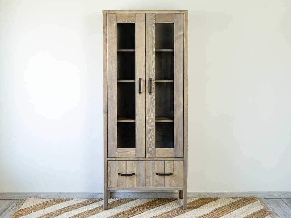 meble do przechowywania zastawy