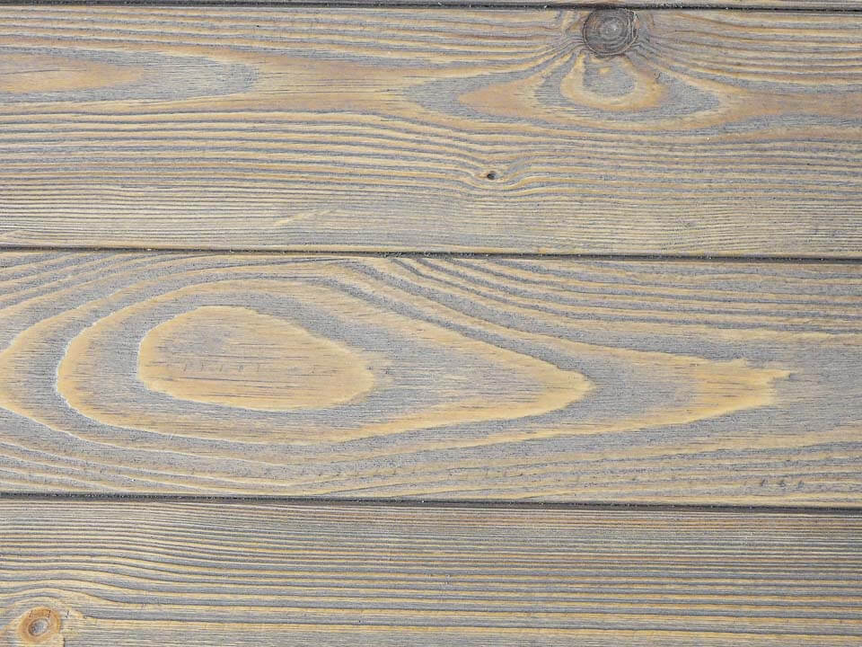 odcień drewna stolika