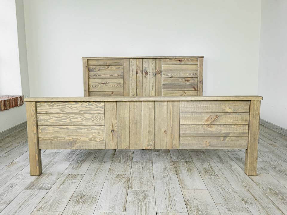 rama łóżka drewnianego