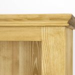 regał z litego drewna świerkowego