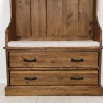 rustykalna garderoba drewniana