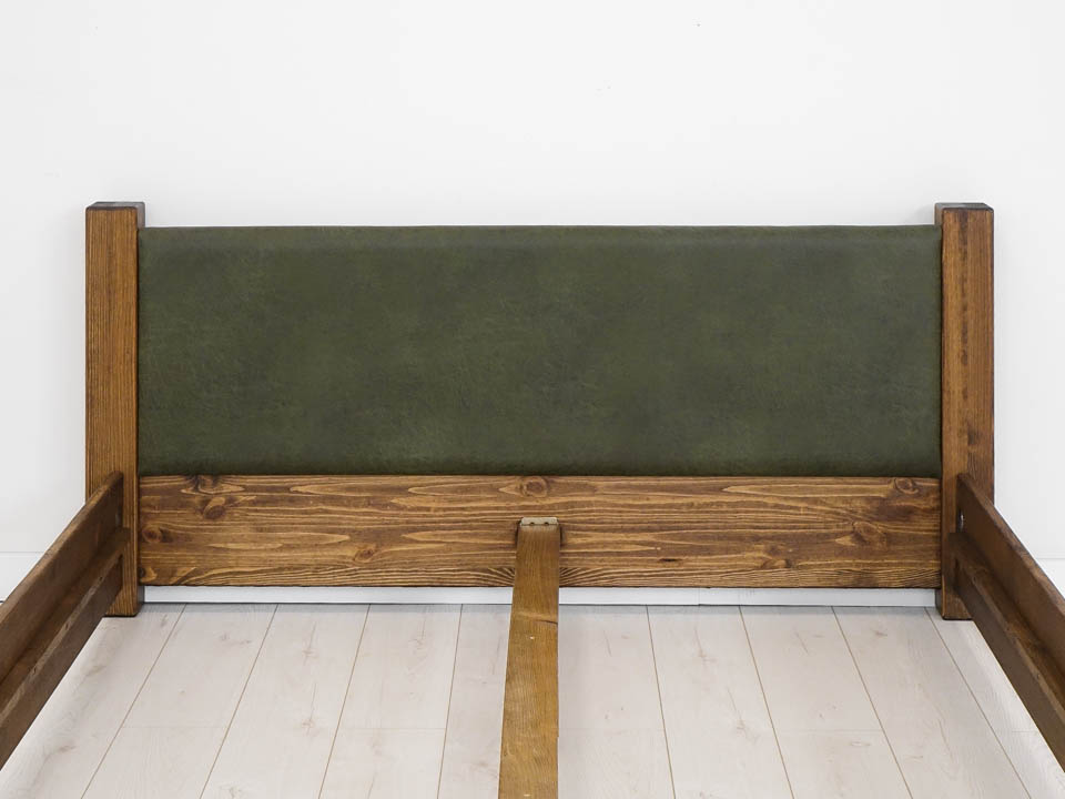 rustykalne łóżko sosnowe 160x200 wysokie do sypialni