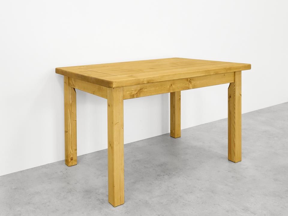 rustykalny stół kuchenny