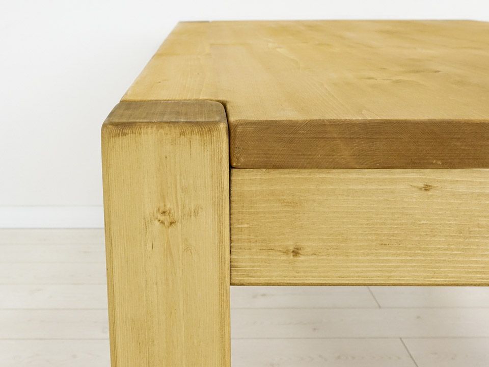 stół drewniany klasyczny