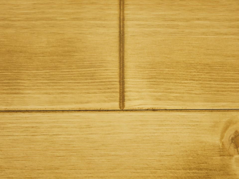 stół z drewna rustykalny